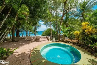 4 Los Almendros, Costa Rica, Out Of Area, On, A1a 1a1
