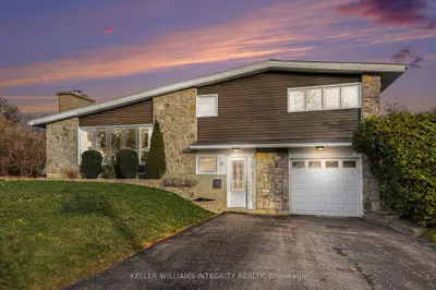 Detached in South of Baseline to Knoxdale
