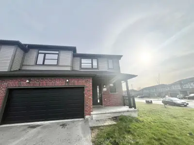 Att/Row/Townhouse in London East