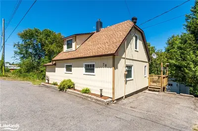 70 Brunel Road, Huntsville, On P1h 1r1