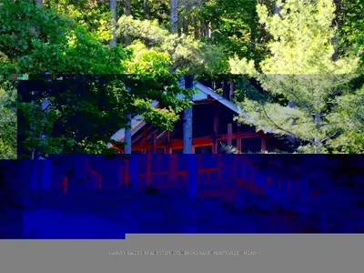 110 GRYFFIN BLUFFS Lane, Huntsville, ON P0B 1M0