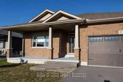 Detached in Quinte West