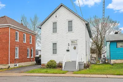 Detached in Smiths Falls