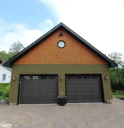 61 WAUBEEK Street, Parry Sound, ON P2A 1C4