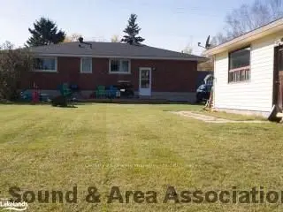 14 Tudhope Street, Parry Sound, On P2a 2h8
