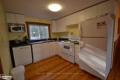 1130 Healey Lake Road, Bracebridge, On P1l 1x3