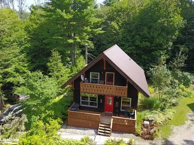 627 Lynx Lake Road, Huntsville, On P1h 2j3