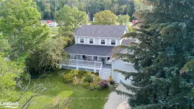 128 Lakeshore Road E, Blue Mountains, On L9y 0n2