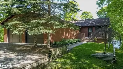 291 Lakeshore Road, Huntsville, On P1h 1y9