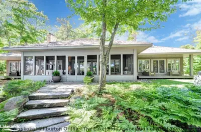 512 AND 516 BIGWIN ISLAND, Lake of Bays, ON P0A 1H0