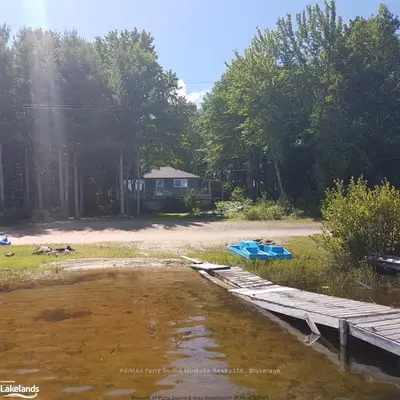 15 Lookout Lane, The Archipelago, On P0g 1k0