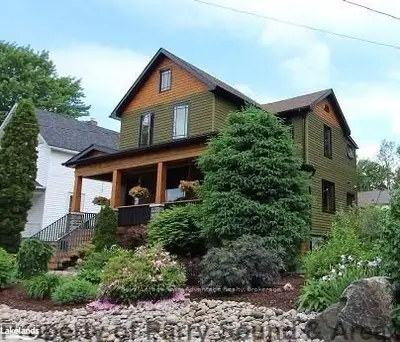 61 Waubeek Street, Parry Sound, On P2a 1c4