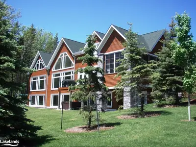1137 MAPLEHURST Drive, Lake of Bays, ON P0A 1H0