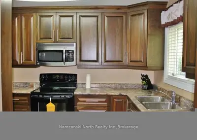601 B Pine Cove Road, St.-charles, On P0m 1x0
