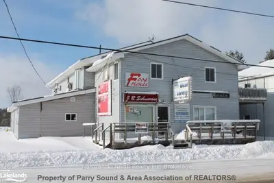 19 St. David Street, French River / Rivière Des Français, On P0m 2n0