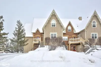 170 Snowbridge Way 226, Blue Mountains, On L9y 3z2