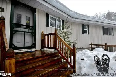 1061 Leonard Lake 2 Road, Muskoka Lakes, On P1l 1v2