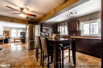 119 Rowanwood Road, Huntsville, On P0b 1m0