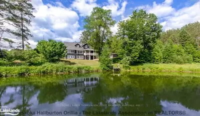 213 Skyhills Road, Huntsville, On P1h 2n5