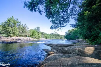 722 Muskoka Road 10, Huntsville, On, P0b 1l0