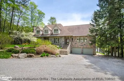 31 West Road, Huntsville, On P1h 1l4
