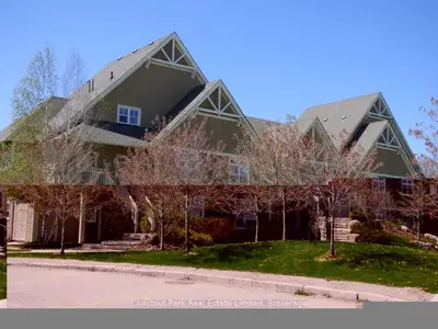 130 Fairway Court 136, Blue Mountains, On L9y 0v2