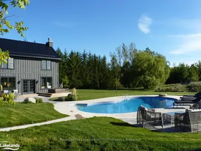 087024 7 Side Road, Meaford, On N4l 1w7