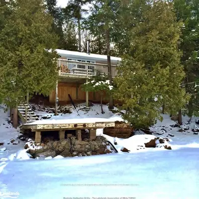 2280 Crystal Lake Road, Trent Lakes, On K0m 2a0
