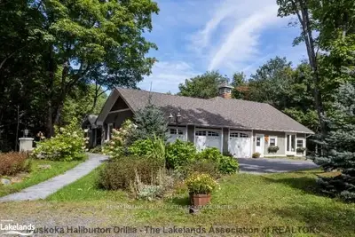 1044 Baldwin Road, Muskoka Lakes, On P1l 1w8