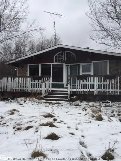 6 Mutton Lake Road, Parry Sound, On P2a 2w9