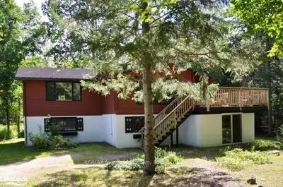 109 Barclay Boulevard, Blue Mountains, On L9y 0t7