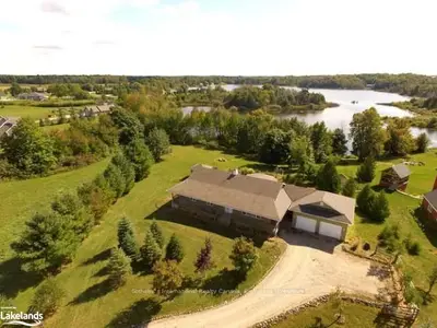 118 Brewster Lake Road, Grey Highlands, On N0c 1m0