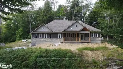 92 Deerfoot Trail, Huntsville, On, P1h 0a8