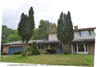 2205 Muskoka Road 10, Huntsville, On, P0b 1l0