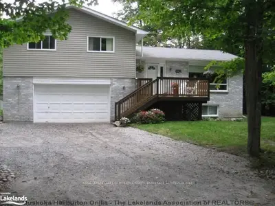 40 Bridgedale Crescent, Huntsville, On P0b 1l0