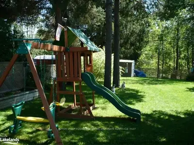 175 West Road W, Huntsville, On P1h 1m7