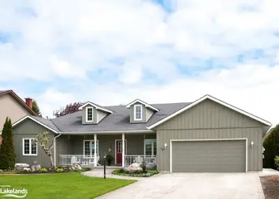 62 Napier Street W, Blue Mountains, On N0h 2p0