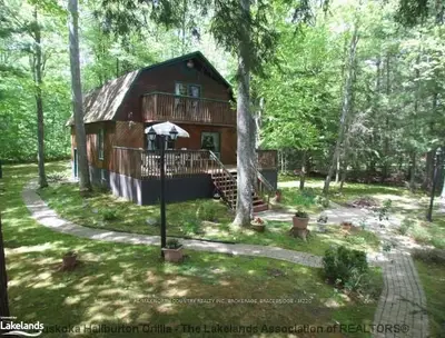 56 Mcvittie Island, Bracebridge, On, P1l 1w8