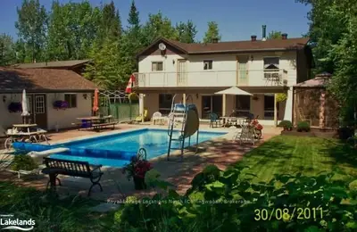 132 Cameron Street, Blue Mountains, On N0h 2p0