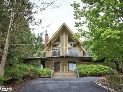 128 Wodehouse Court, Grey Highlands, On N0c 1g0
