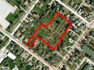 24 Alfred Street W, Blue Mountains, On N0h 2p0