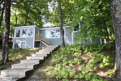 1733 Walker's Point Road, Muskoka Lakes, On P0b 1j0