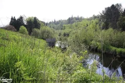 1039 &1043 Hopkins Road, Gravenhurst, On P1p 1r3