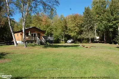 1200 Green Lake Road, Algonquin Highlands, On K0m 1s0
