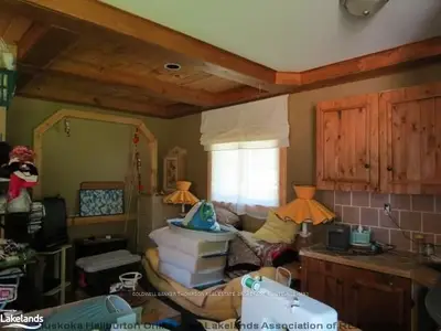 1024 Yearley Road, Huntsville, On P0b 1m0