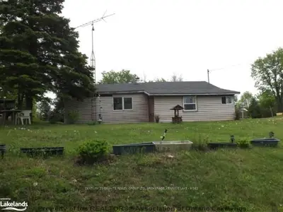 1104 Hutchings Road, Dysart Et Al, On K0m 1s0
