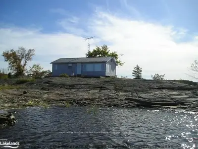 2 Island 450, Georgian Bay, On, P0e 1e0