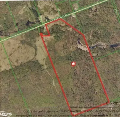 Bear Cave Road, Muskoka Lakes, On P0c 1j0