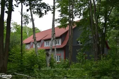 1059 West Black Lake Road, Muskoka Lakes, On P0c 1m0