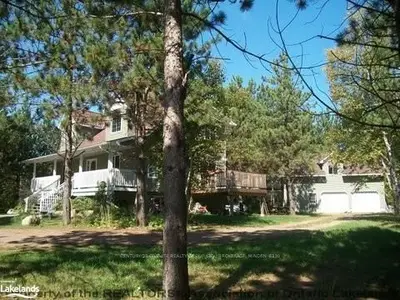 1262 Lochlin Road, Minden Hills, On K0m 2k0